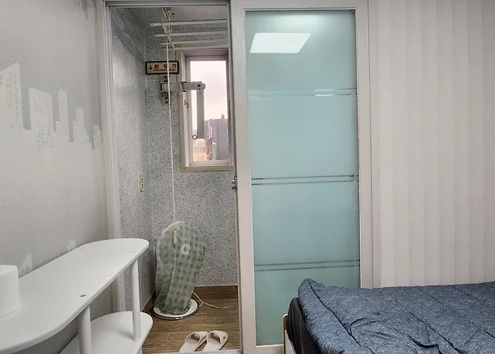 Sg Two Single Near Sadang Station 빌라 *