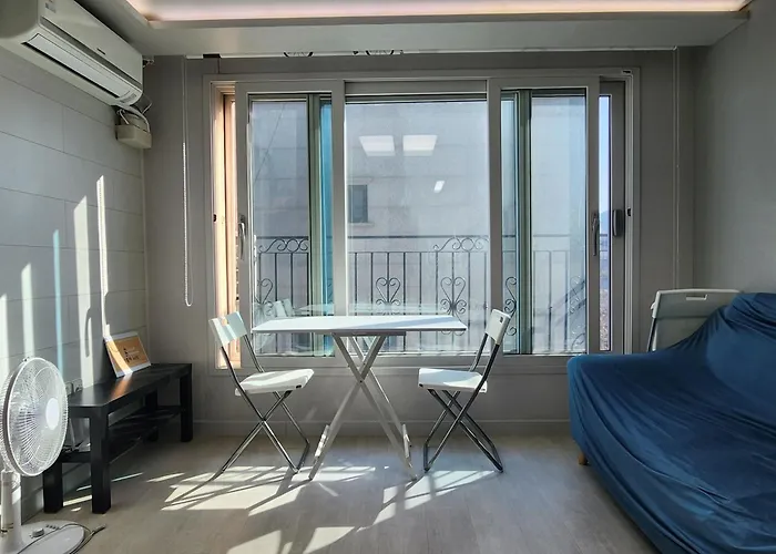 Sg Two Single Near Sadang Station 빌라